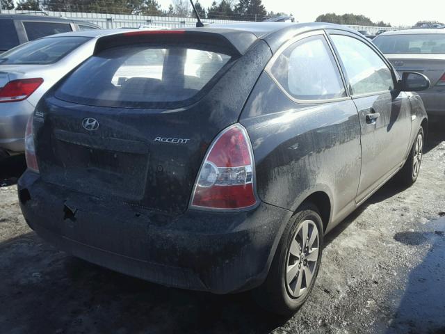 KMHCM36C38U082844 - 2008 HYUNDAI ACCENT GS BLACK photo 4