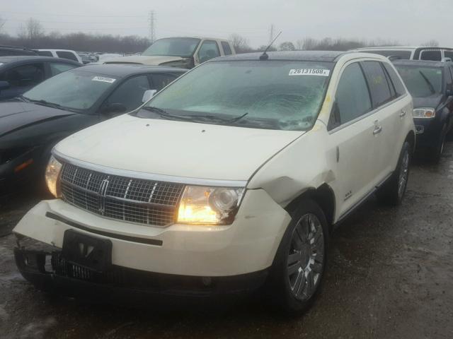 2LMDU88C48BJ39657 - 2008 LINCOLN MKX WHITE photo 2