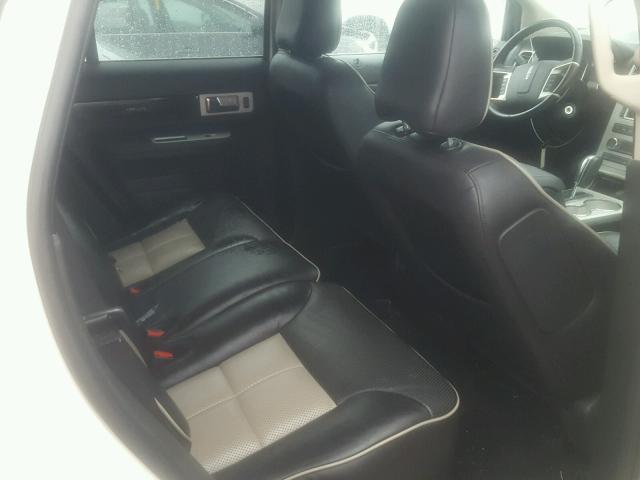 2LMDU88C48BJ39657 - 2008 LINCOLN MKX WHITE photo 6