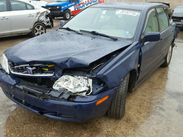 YV1VW27514F104964 - 2004 VOLVO V40 1.9T BLUE photo 2