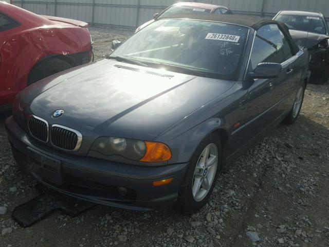 WBABS33422PG88628 - 2002 BMW 325 CI GRAY photo 2