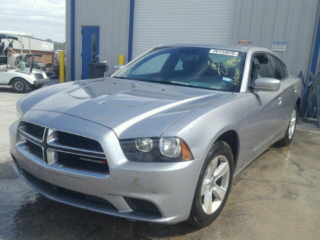 2C3CDXBG6DH726326 - 2013 DODGE CHARGER SE SILVER photo 2