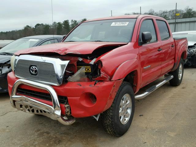 5TELU42N66Z194012 - 2006 TOYOTA TACOMA DOU RED photo 2