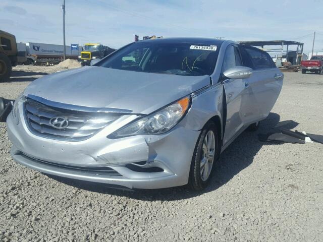 5NPEC4AC1CH331366 - 2012 HYUNDAI SONATA SE SILVER photo 2