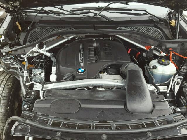 5UXKR0C30H0X80855 - 2017 BMW X5 XDRIVE3 შავი ფოტო 7