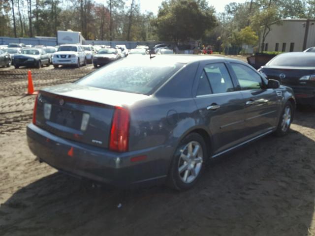 1G6DW67V780134961 - 2008 CADILLAC STS GRAY photo 4