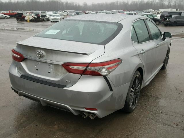 4T1B61HK7JU038866 - 2018 TOYOTA CAMRY XSE SILVER photo 4