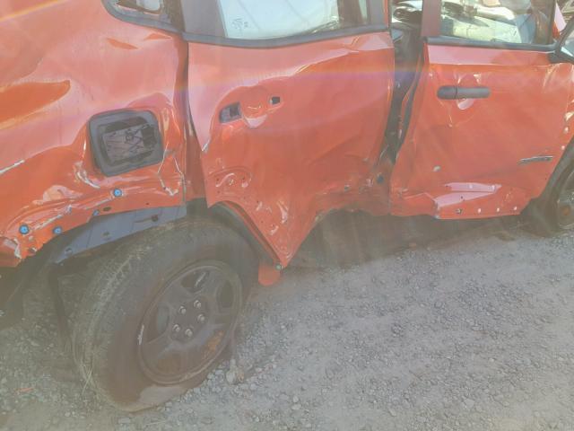 ZACCJAAB5HPG07419 - 2017 JEEP RENEGADE S ORANGE photo 9