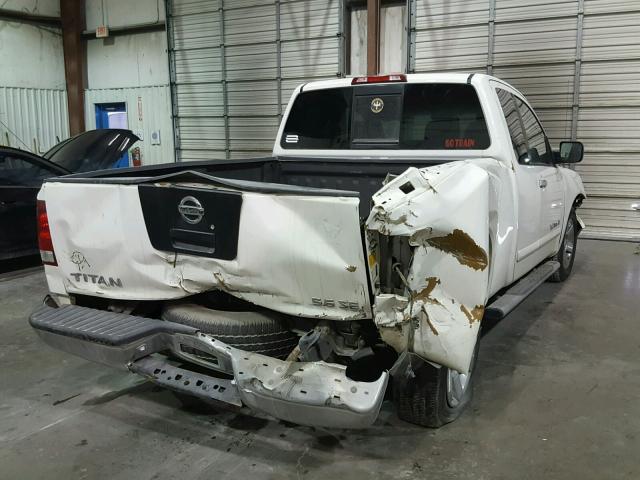 1N6BA06AX5N560055 - 2005 NISSAN TITAN XE WHITE photo 4