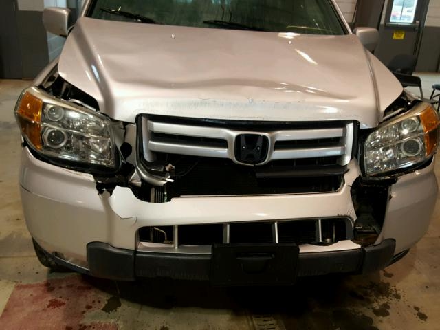 5FNYF187X7B032068 - 2007 HONDA PILOT EXL SILVER photo 9