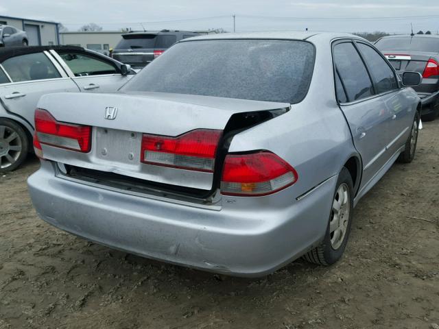 1HGCG566X2A135793 - 2002 HONDA ACCORD EX SILVER photo 4