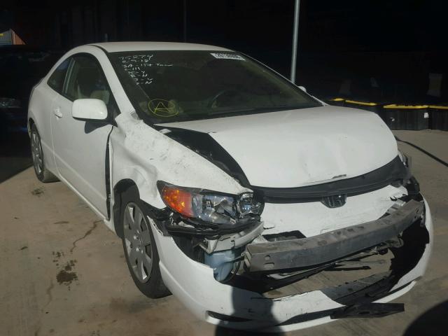 2HGFG12648H557385 - 2008 HONDA CIVIC LX WHITE photo 1