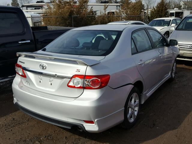 2T1BU4EEXDC062154 - 2013 TOYOTA COROLLA BA SILVER photo 4