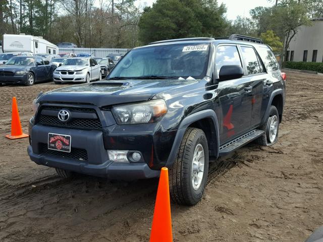 JTEBU5JRXA5032977 - 2010 TOYOTA 4RUNNER SR BLACK photo 2