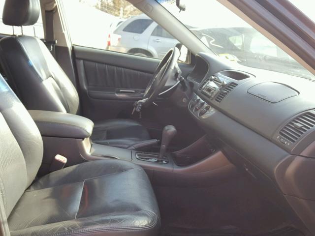 4T1BA30K84U501401 - 2004 TOYOTA CAMRY SE BLACK photo 5