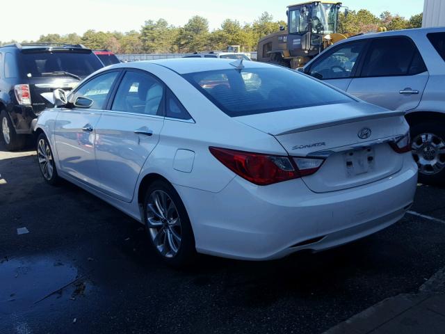 5NPEC4ACXDH763956 - 2013 HYUNDAI SONATA SE WHITE photo 3