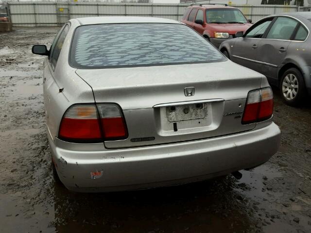 1HGCD5624TA033770 - 1996 HONDA ACCORD DX BEIGE photo 10