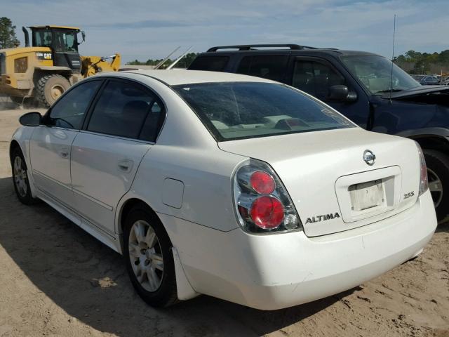 1N4AL11E15N929934 - 2005 NISSAN ALTIMA S WHITE photo 3