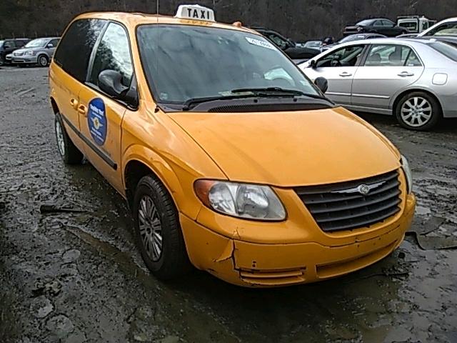 1A4GP45R66B595579 - 2006 CHRYSLER TOWN & COU YELLOW photo 1