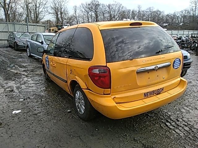 1A4GP45R66B595579 - 2006 CHRYSLER TOWN & COU YELLOW photo 3