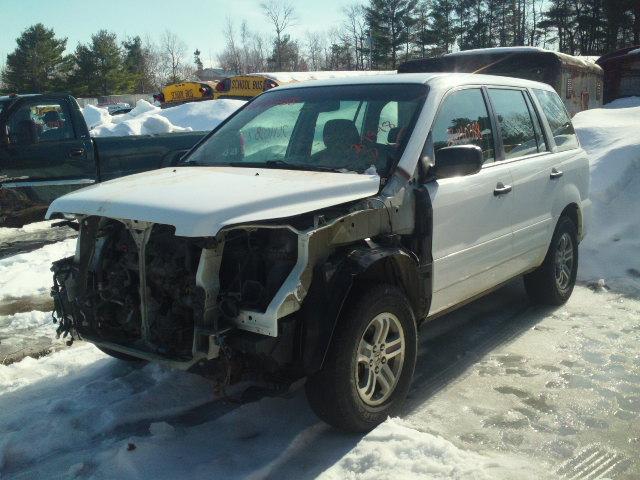 2HKYF18166H551470 - 2006 HONDA PILOT LX WHITE photo 2