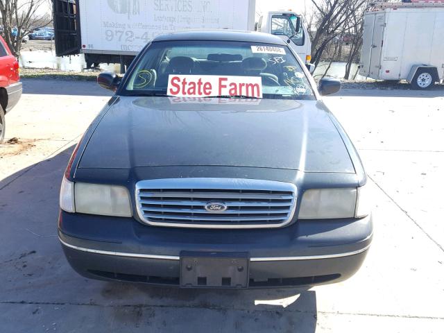 2FAFP73W2WX186428 - 1998 FORD CROWN VICT GRAY photo 9