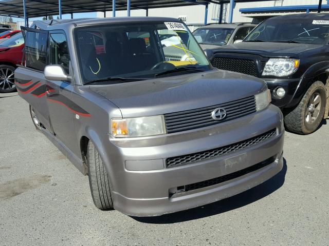 JTLKT324254020854 - 2005 TOYOTA SCION XB GRAY photo 1