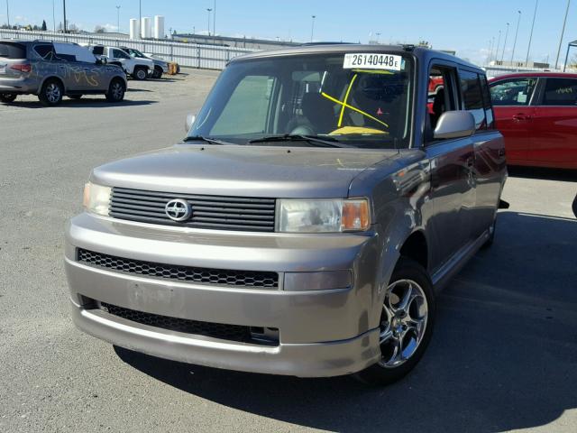 JTLKT324254020854 - 2005 TOYOTA SCION XB GRAY photo 2