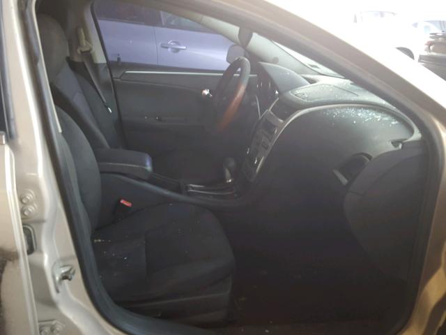 1G1ZC5E02AF198883 - 2010 CHEVROLET MALIBU 1LT თაფლისფერი ფოტო 5