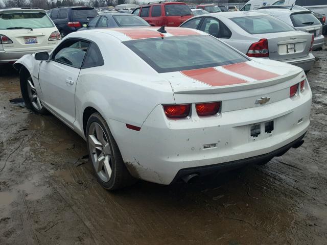 2G1FK1EJ2A9175653 - 2010 CHEVROLET CAMARO SS WHITE photo 3