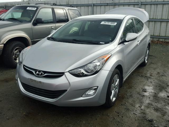 KMHDH4AE6DU954578 - 2013 HYUNDAI ELANTRA GL SILVER photo 2