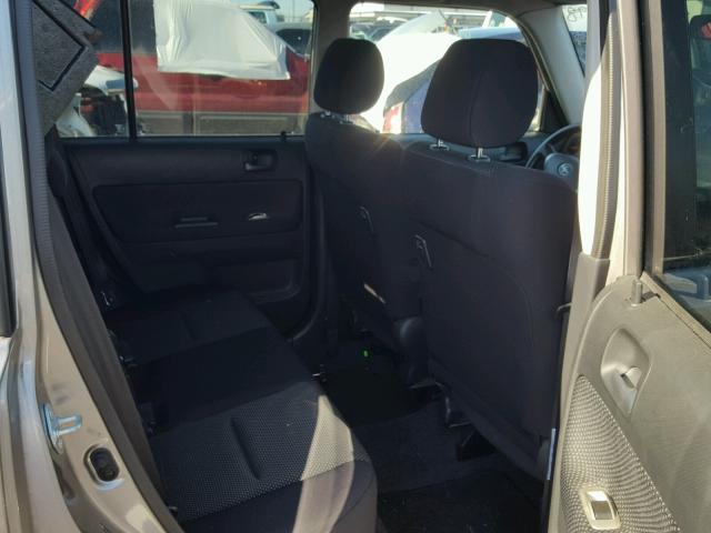 JTLKT324354003786 - 2005 TOYOTA SCION XB 银色 照片 6