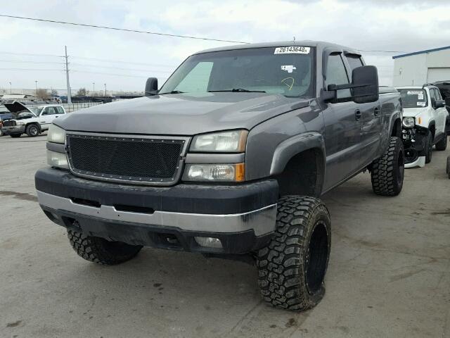 1GCHK23DX6F196185 - 2006 CHEVROLET SILVERADO GRAY photo 2