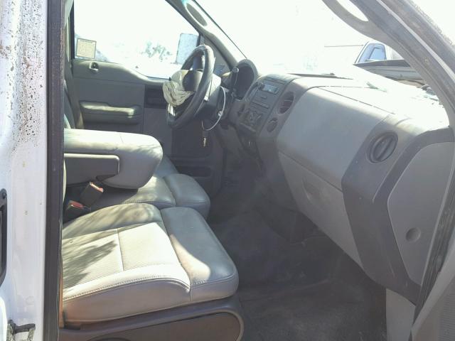 1FTRF12228KE43681 - 2008 FORD F150 WHITE photo 5