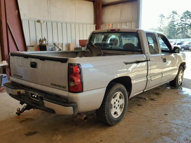 1GCEC19V65Z353718 - 2005 CHEVROLET SILVERADO SILVER photo 4