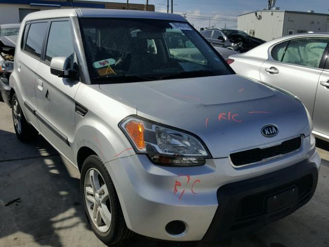 KNDJT2A29A7703595 - 2010 KIA SOUL + SILVER photo 1