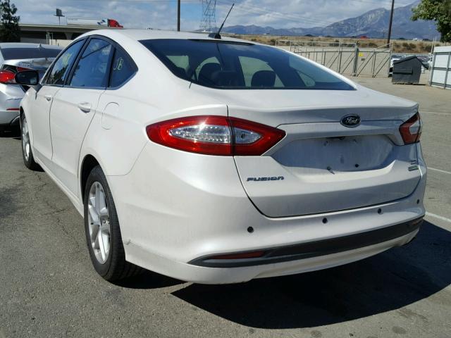 3FA6P0HD7FR195087 - 2015 FORD FUSION SE WHITE photo 3