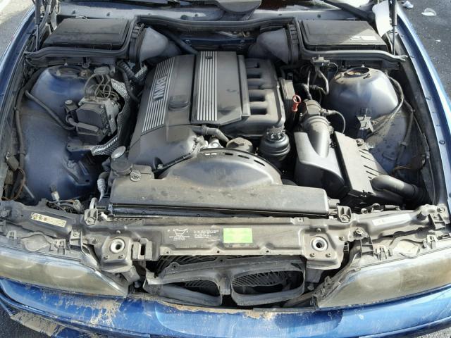 WBADT43491GX24824 - 2001 BMW 525 I AUTO BLUE photo 7