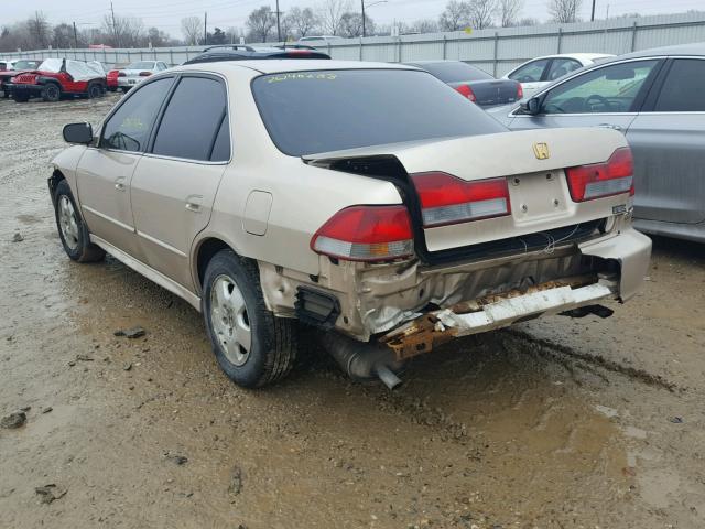 1HGCG16572A047106 - 2002 HONDA ACCORD EX GOLD photo 3