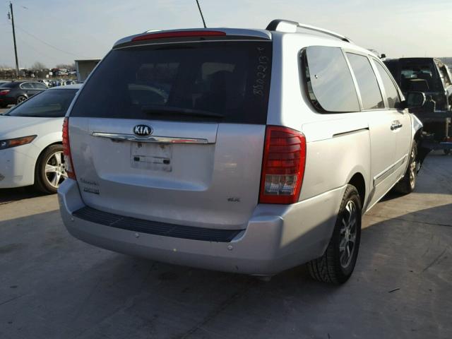 KNDMH4C76E6551595 - 2014 KIA SEDONA EX SILVER photo 4