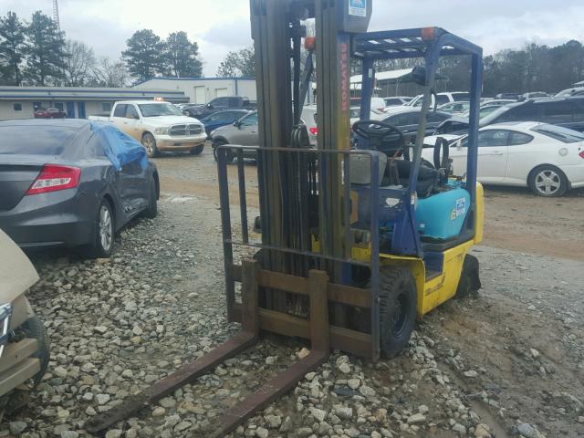 601103A - 1998 KOMATSU FORKLIFT YELLOW photo 2