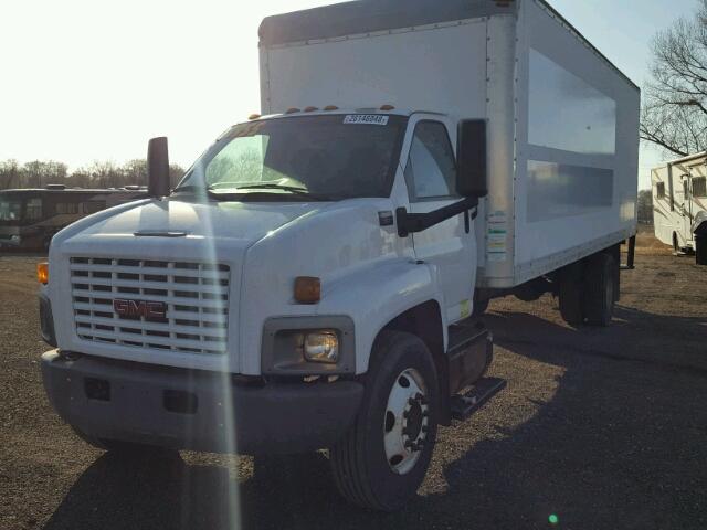 1GDJ7C1347F901045 - 2007 GMC C7500 C7C0 WHITE photo 2