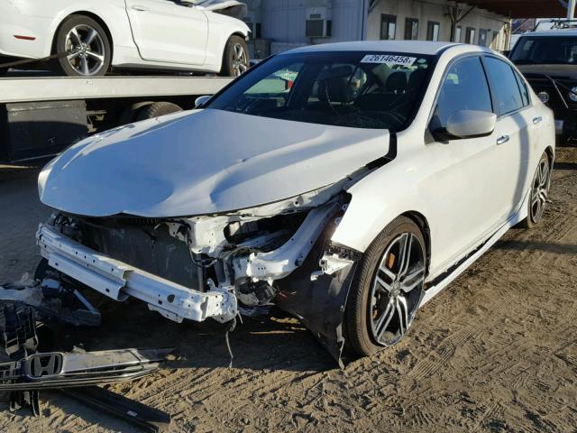 1HGCR2F53GA232115 - 2016 HONDA ACCORD SPO WHITE photo 2