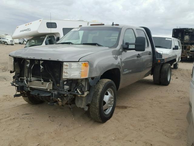 1GTJK33648F158026 - 2008 GMC SIERRA K35 GRAY photo 2