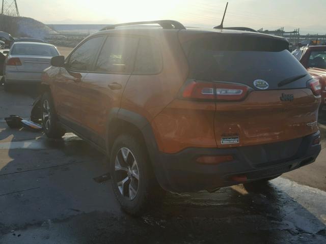 1C4PJMBB5GW218735 - 2016 JEEP CHEROKEE T ORANGE photo 3