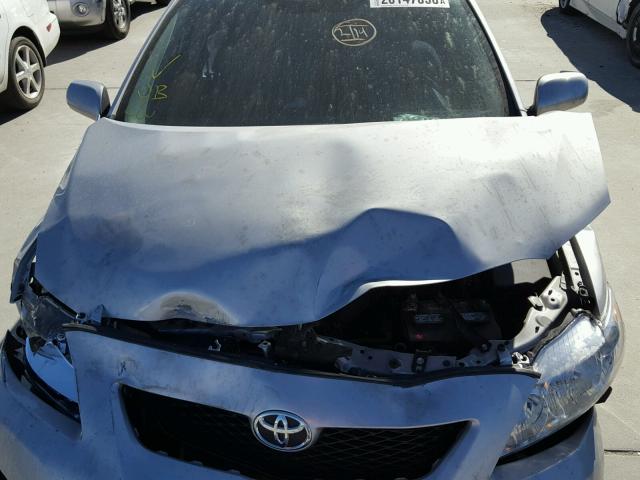 1NXBU4EE6AZ306845 - 2010 TOYOTA COROLLA BA SILVER photo 7