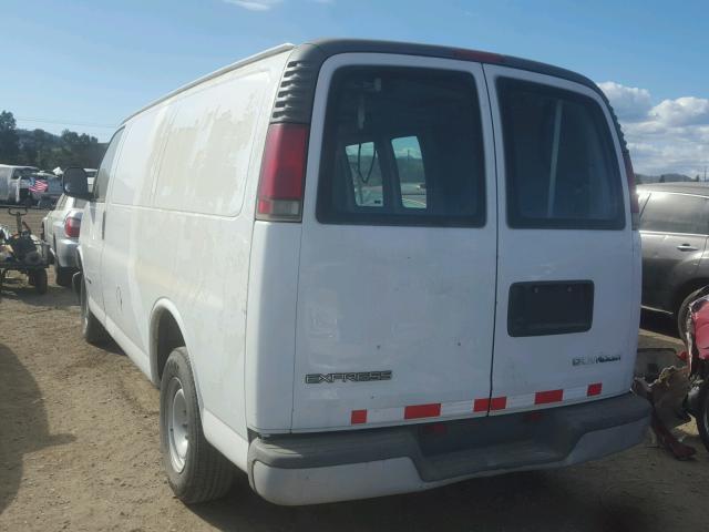 1GCFG25W811127282 - 2001 CHEVROLET EXPRESS G2 WHITE photo 3