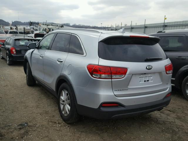 5XYPG4A58JG349222 - 2018 KIA SORENTO LX SILVER photo 3