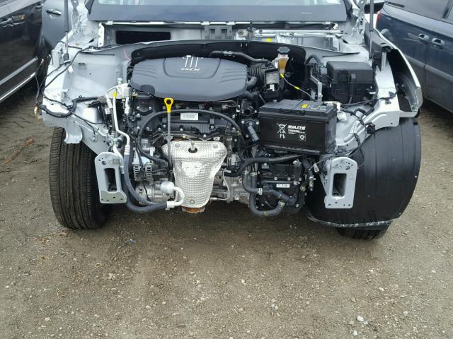 5XYPG4A58JG349222 - 2018 KIA SORENTO LX SILVER photo 9