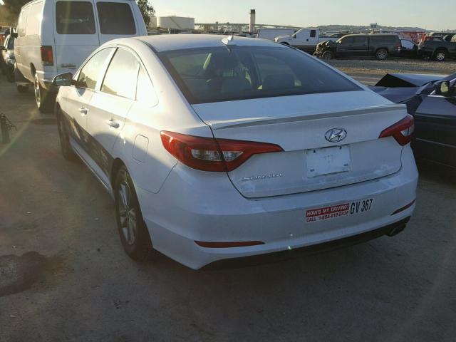 5NPE24AF6GH304778 - 2016 HYUNDAI SONATA SE WHITE photo 3